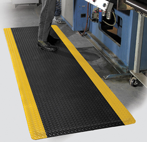 AirLift Diamond Plus Commercial Industrial Workplace AntiFatigue Traction Mat With OSHA Safety Stripe - Product Use AirLift Diamond Plus Commercial Industrial Workplace AntiFatigue Traction Mat With OSHA Safety Stripe - Product Use