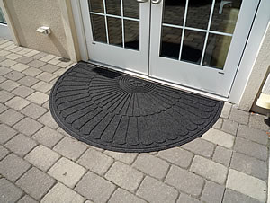 FloorGuard Diamond - WaterHog Style Entrance Mat End Cap Only - Hotel Exterior Door - Charcoal FloorGuard Diamond - WaterHog Style Entrance Mat End Cap Only - Hotel Exterior Door - Charcoal