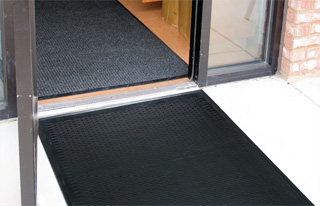 Frontline Clean Step All Weather Exterior Entrance Mat Frontline Clean Step All Weather Exterior Entrance Mat