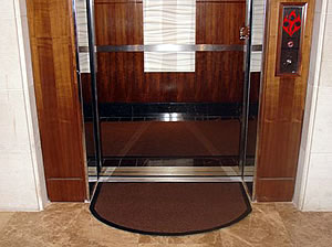 OmniTrac Entrance Mat - Hotel Lobby Interior Usage Photograph OmniTrac Entrance Mat - Hotel Lobby Interior Usage Photograph