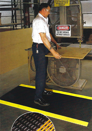 Safety Grid Diamond - Slip Resistant Drainage Matting - Industrial Work Area Safety Grid Diamond - Slip Resistant Drainage Matting - Industrial Work Area