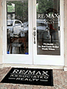 Custom Made ToughTop Logo Mat Remax of Vero Beach Florida